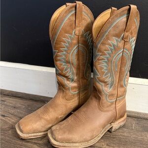 Macie Bean “The Perfect Tan” Women’s size 7 cowgirl boots